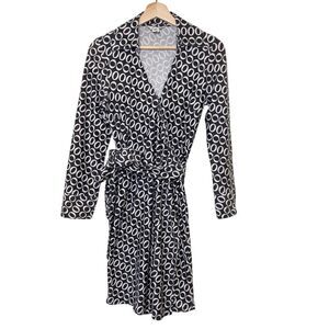 Diane von Furstenberg 100% Silk Black White Circle Long Sleeve Wrap Dress Size 4